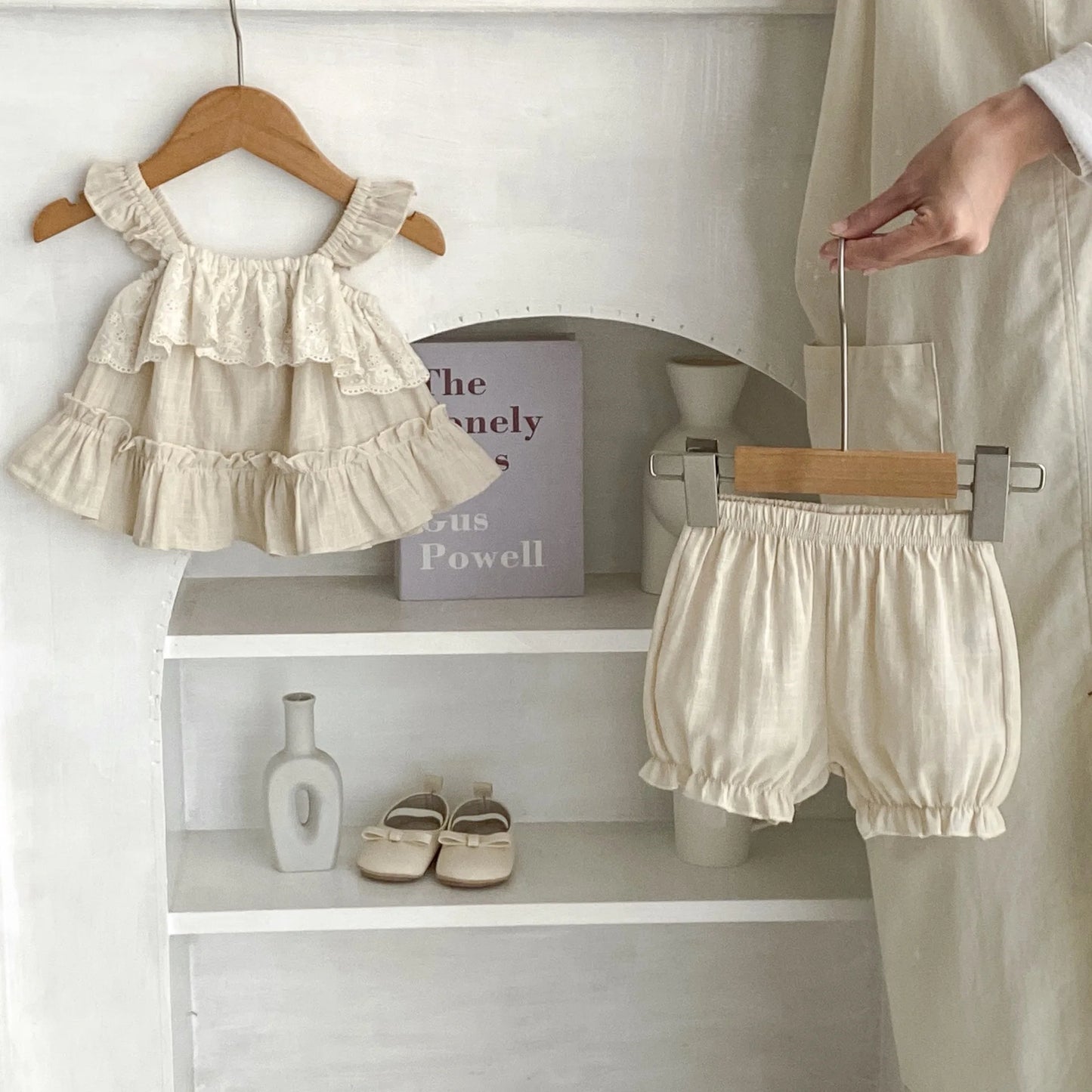 All Cream Ruffles